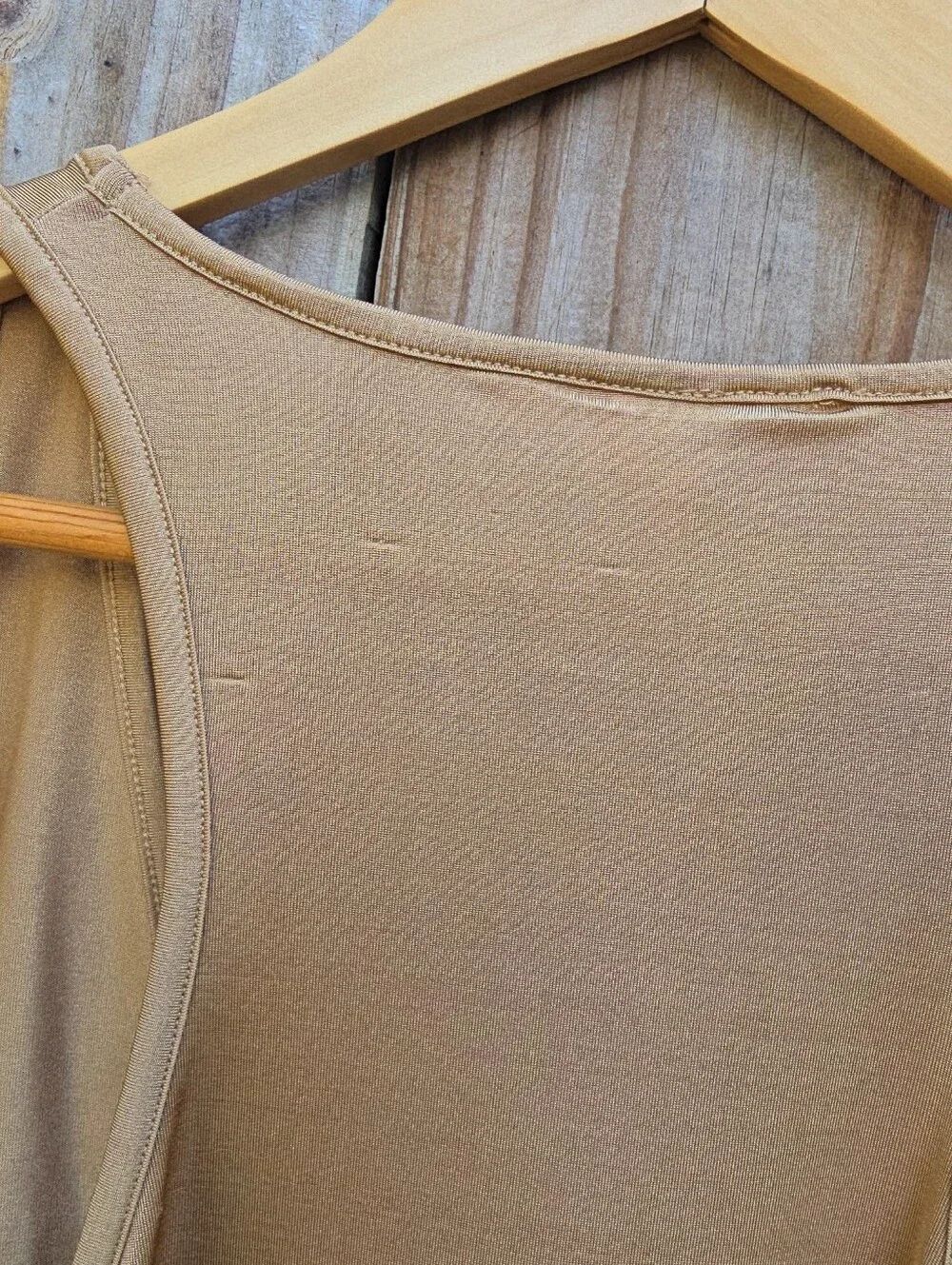 H&M Beige Racerback Tank Top – Size Medium - Picture 10 of 12